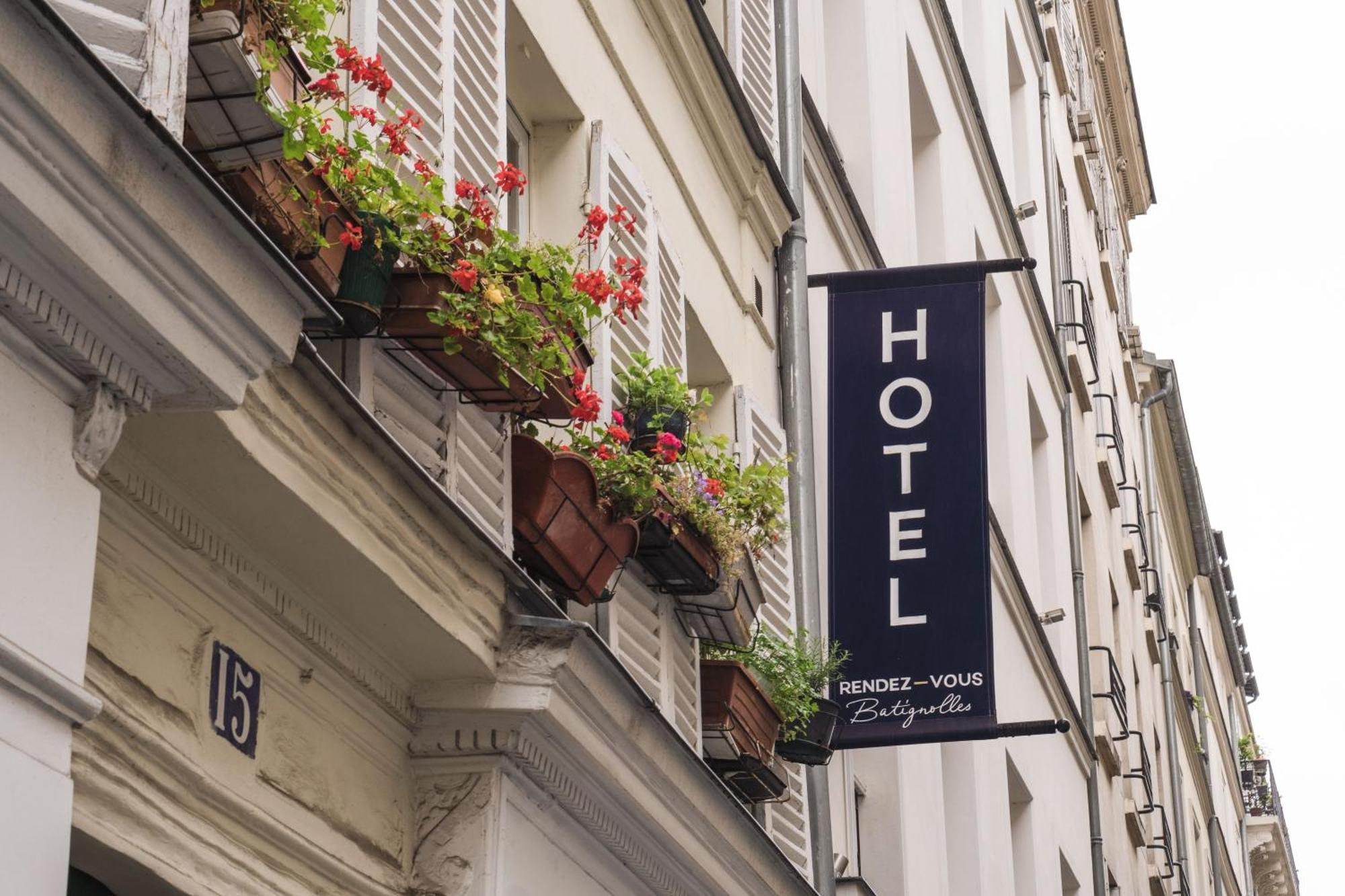 Hotel Rendez-vous Batignolles 3*