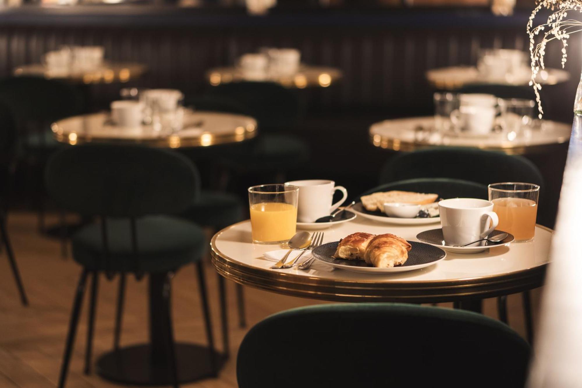 Hotel Rendez-vous Batignolles Parigi