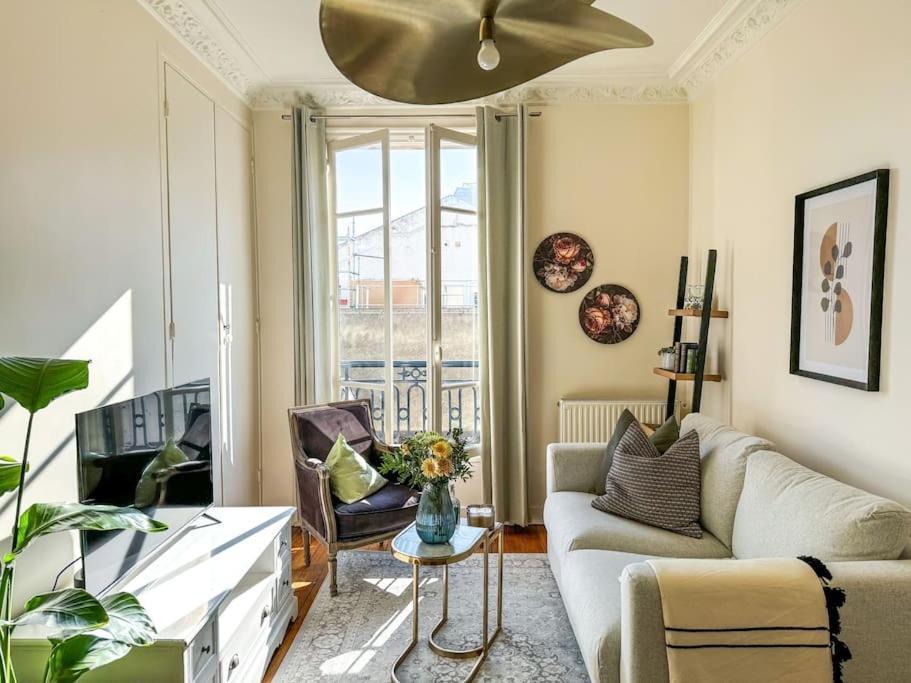 Chic Entre Histoire Et Modernite Appartamento Parigi