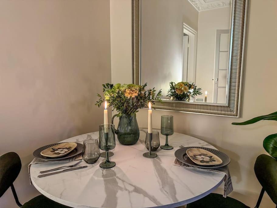 Appartamento Chic Entre Histoire Et Modernite Parigi