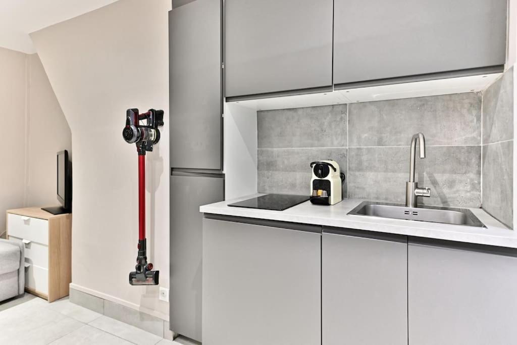 Studio Confortable Au Coeur Du Quartier Sentier Parigi