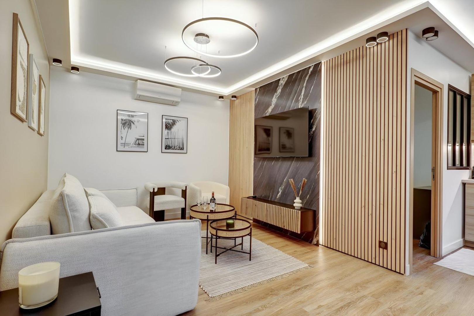 362 Lafayette - Superbe A *