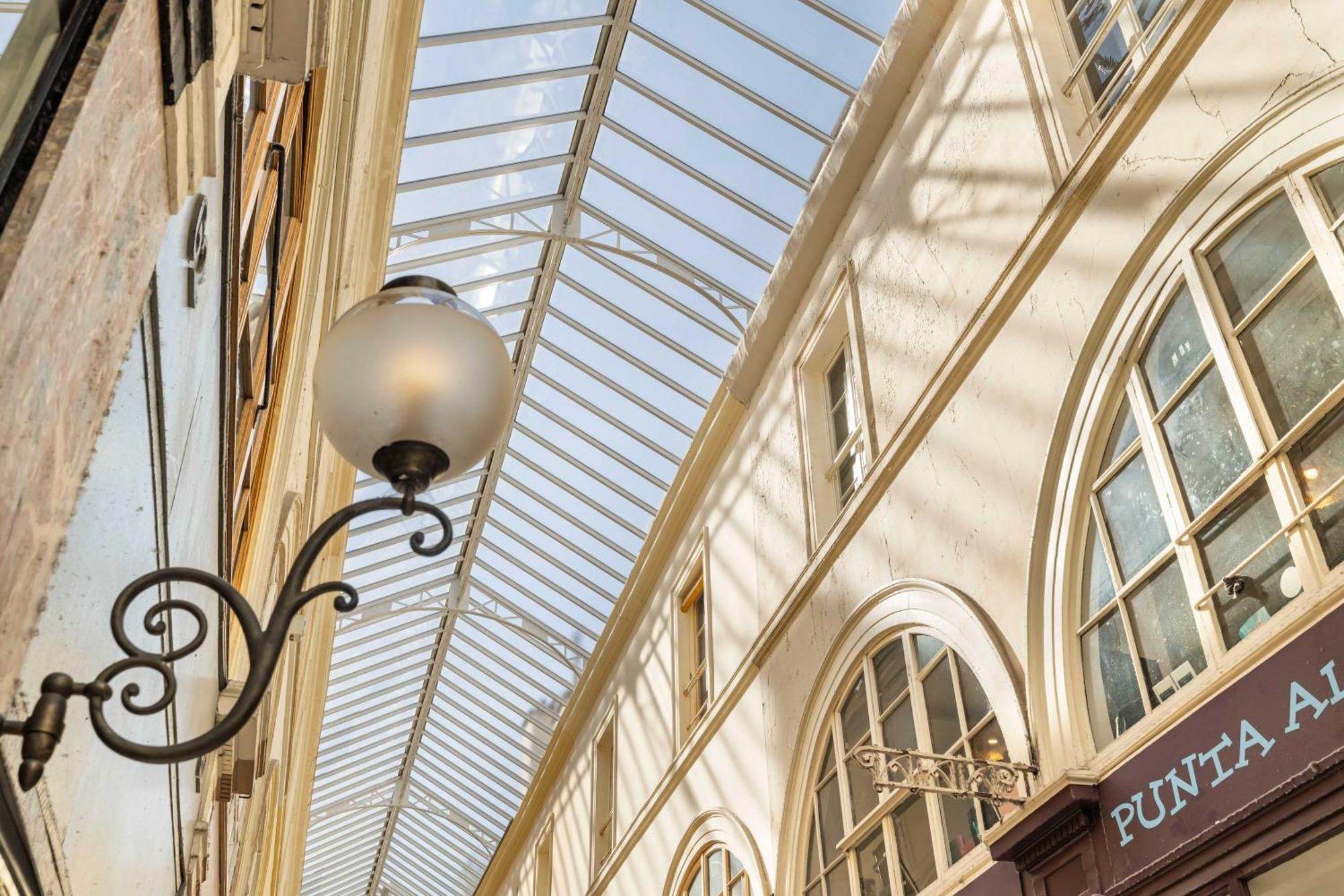 Superb Historical Next To Louvre And Opera Appartamento
