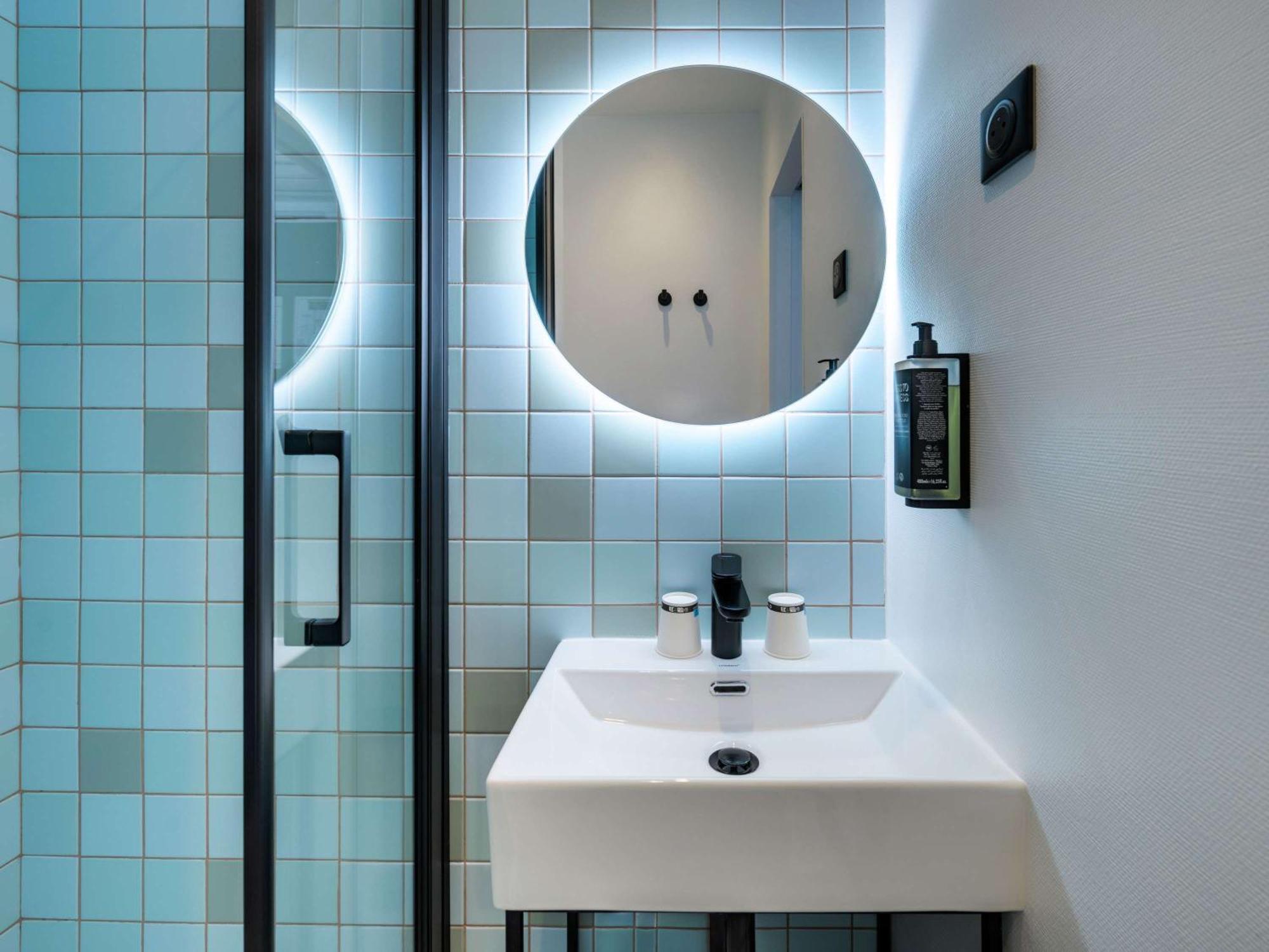 Ibis Styles Cadet Lafayette 3* Parigi