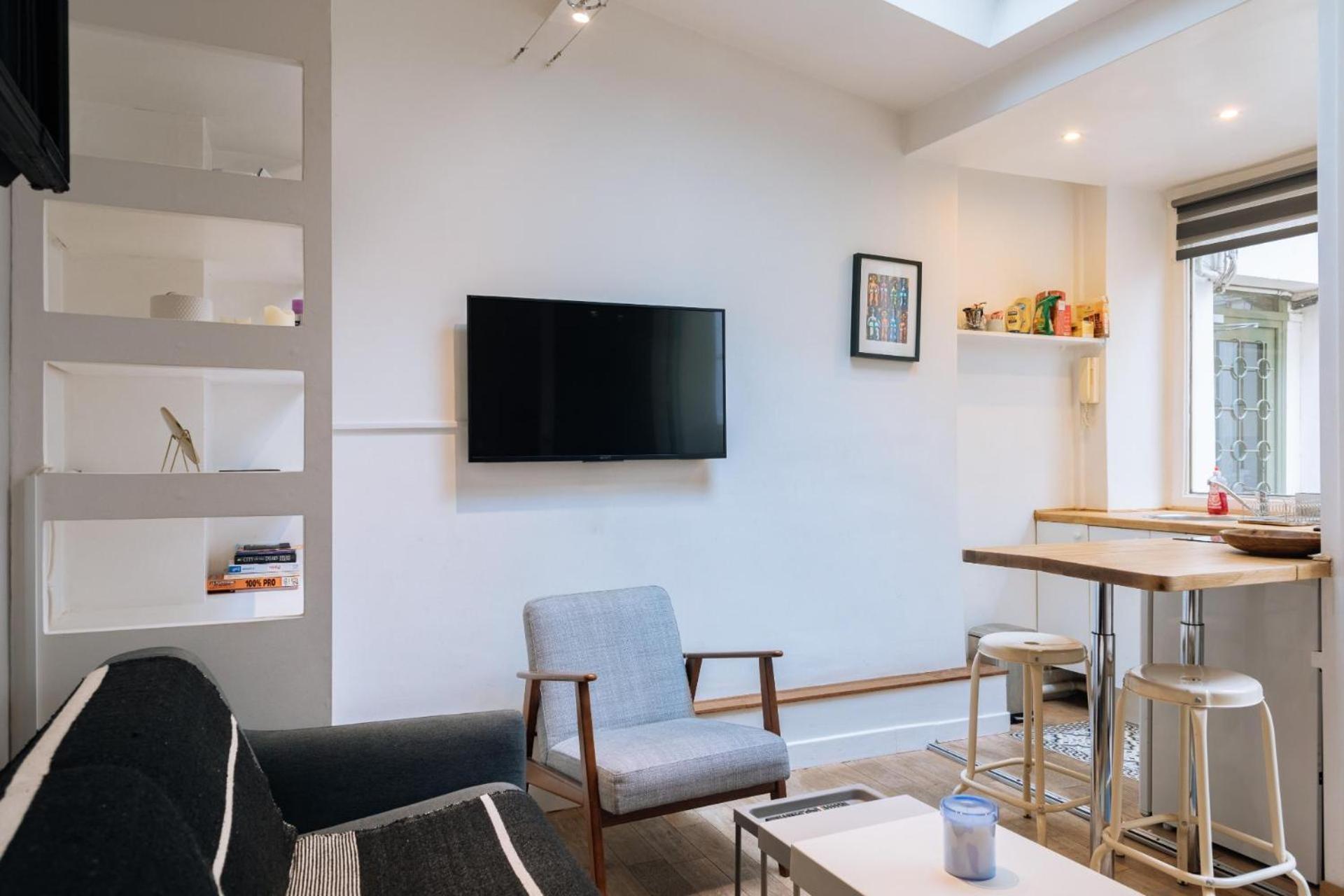 Modern 1 Bedroom Near Eiffel Tower Appartamento