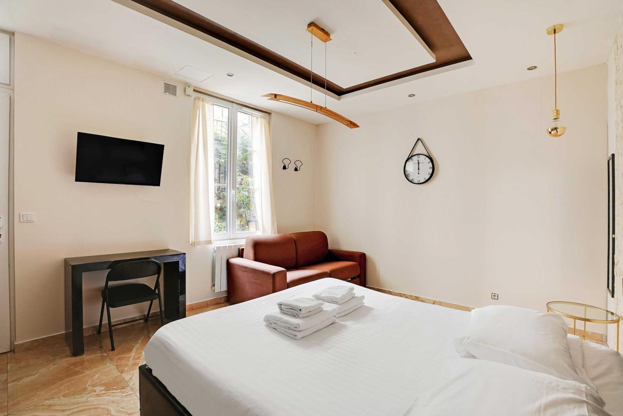 Charming - 2p - Centre Appartamento Parigi