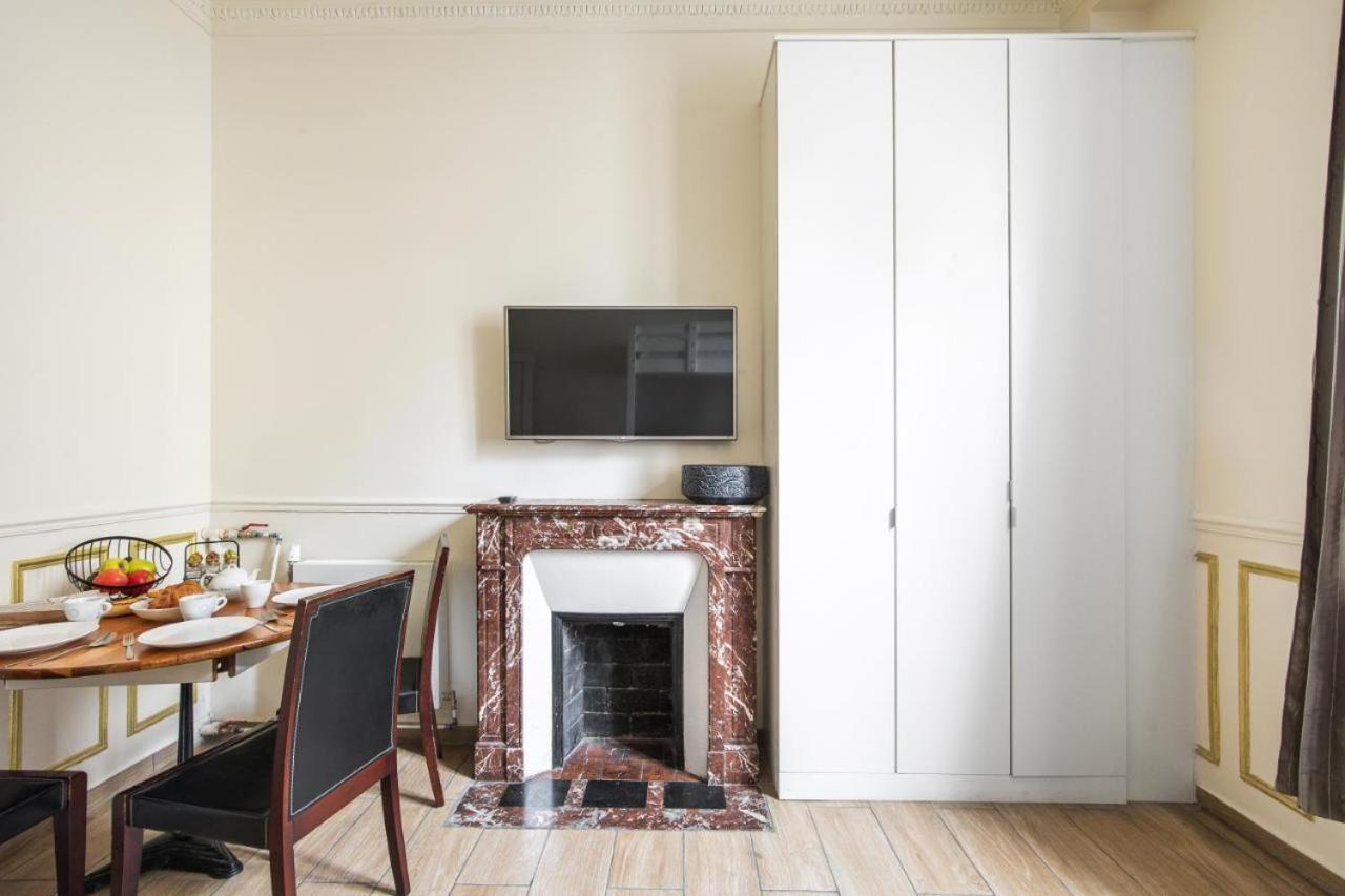 Elegante Haussmannienne Au Coeur Du 6eme * Parigi