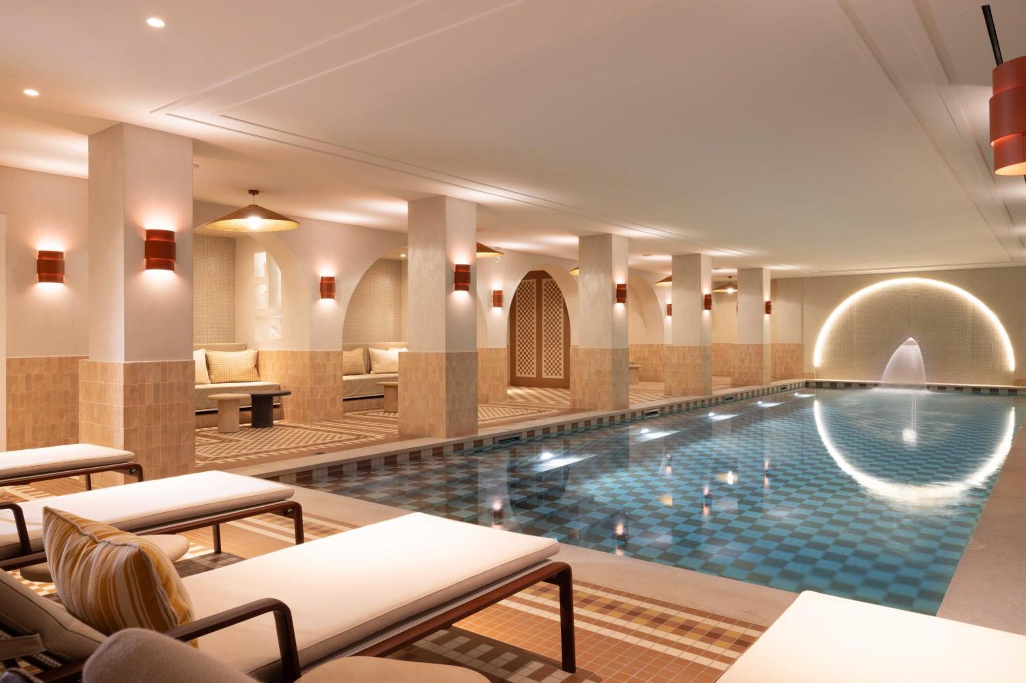 Grand Coeur Latin Hotel 4*