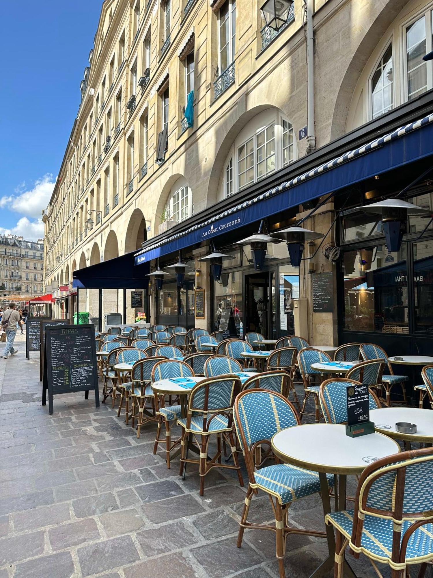 Stylish Steps From Le Marais Appartamento