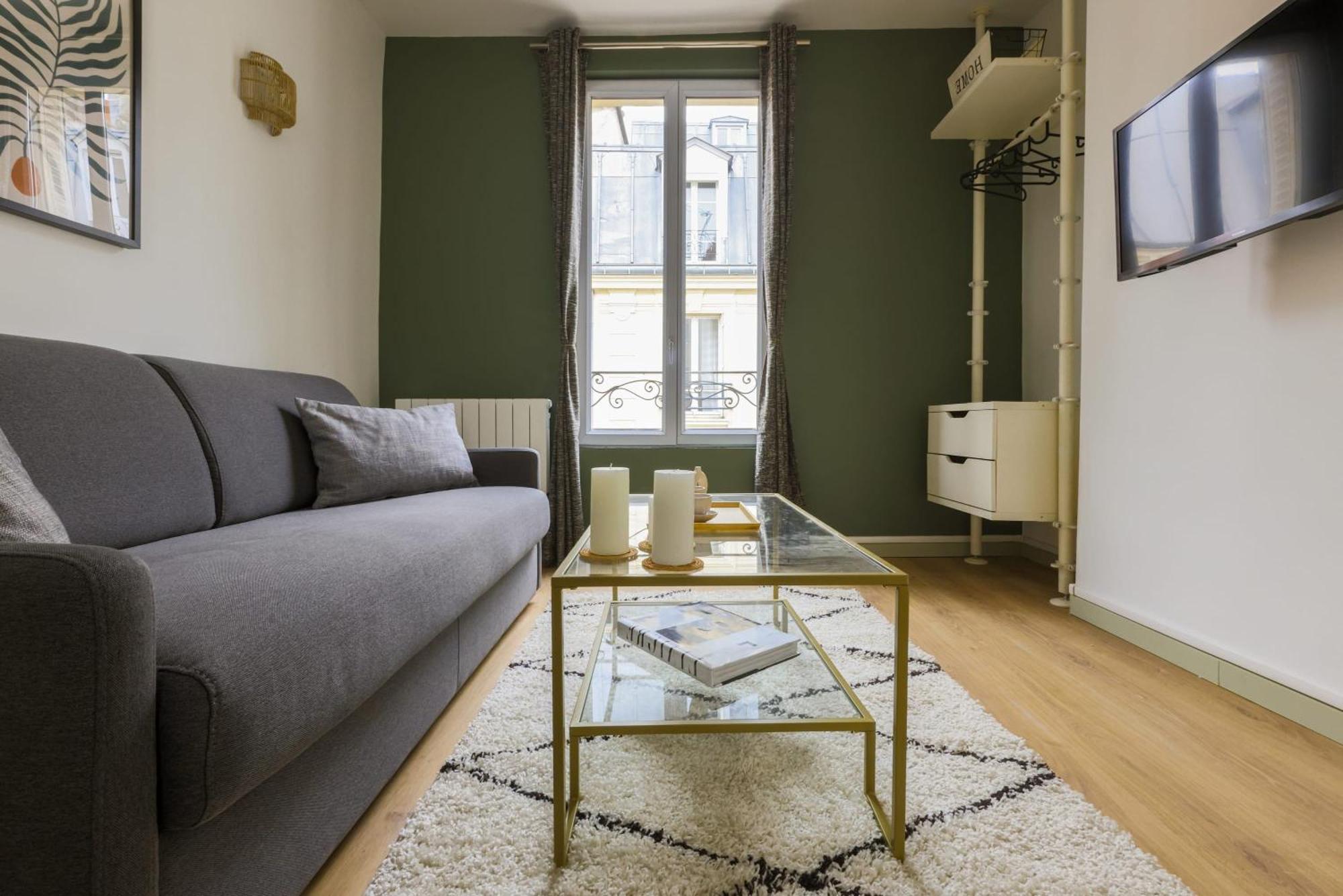 Comfortable Retreat Near Parc Monceau Apartment