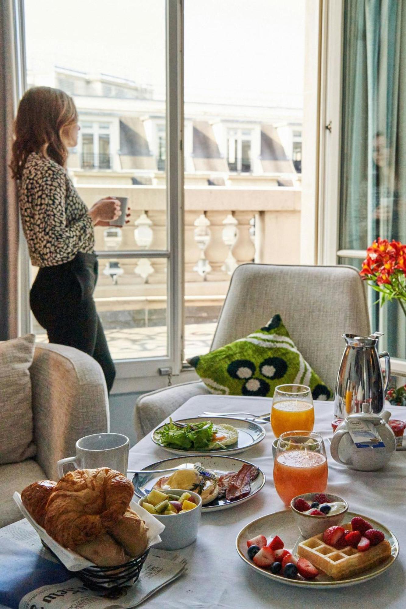 Marriott Opera Ambassador 4*