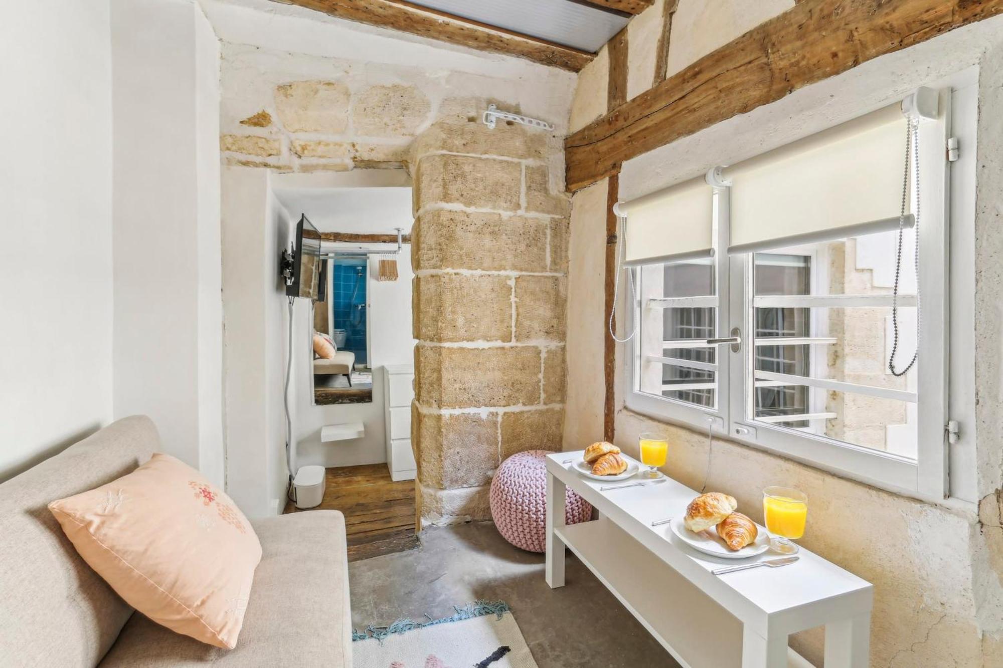 & Louvre - 1br - Cityapartmentstay Parigi