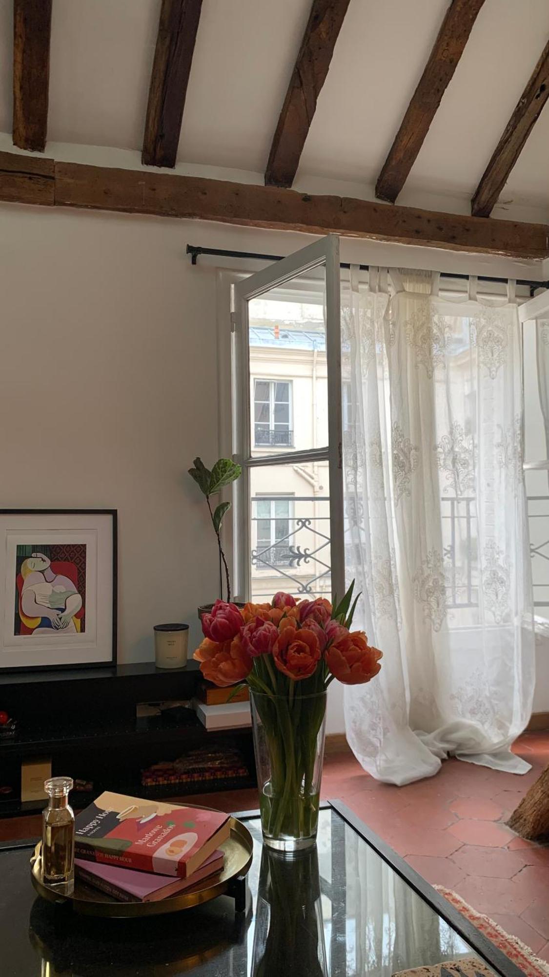 Cozy Mezzanine In The Heart Of