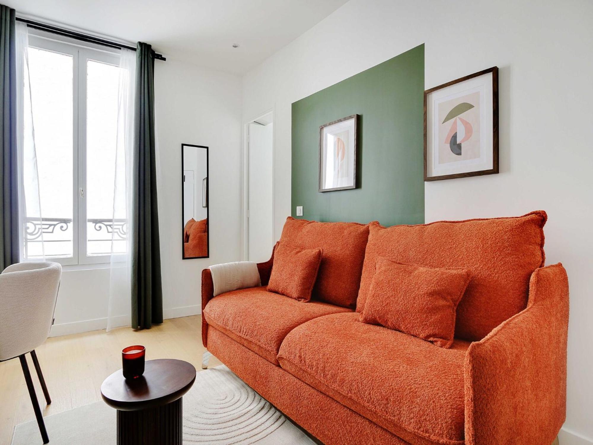 Appartamento Modern With Ac - 2p- Sacre-c Ur *