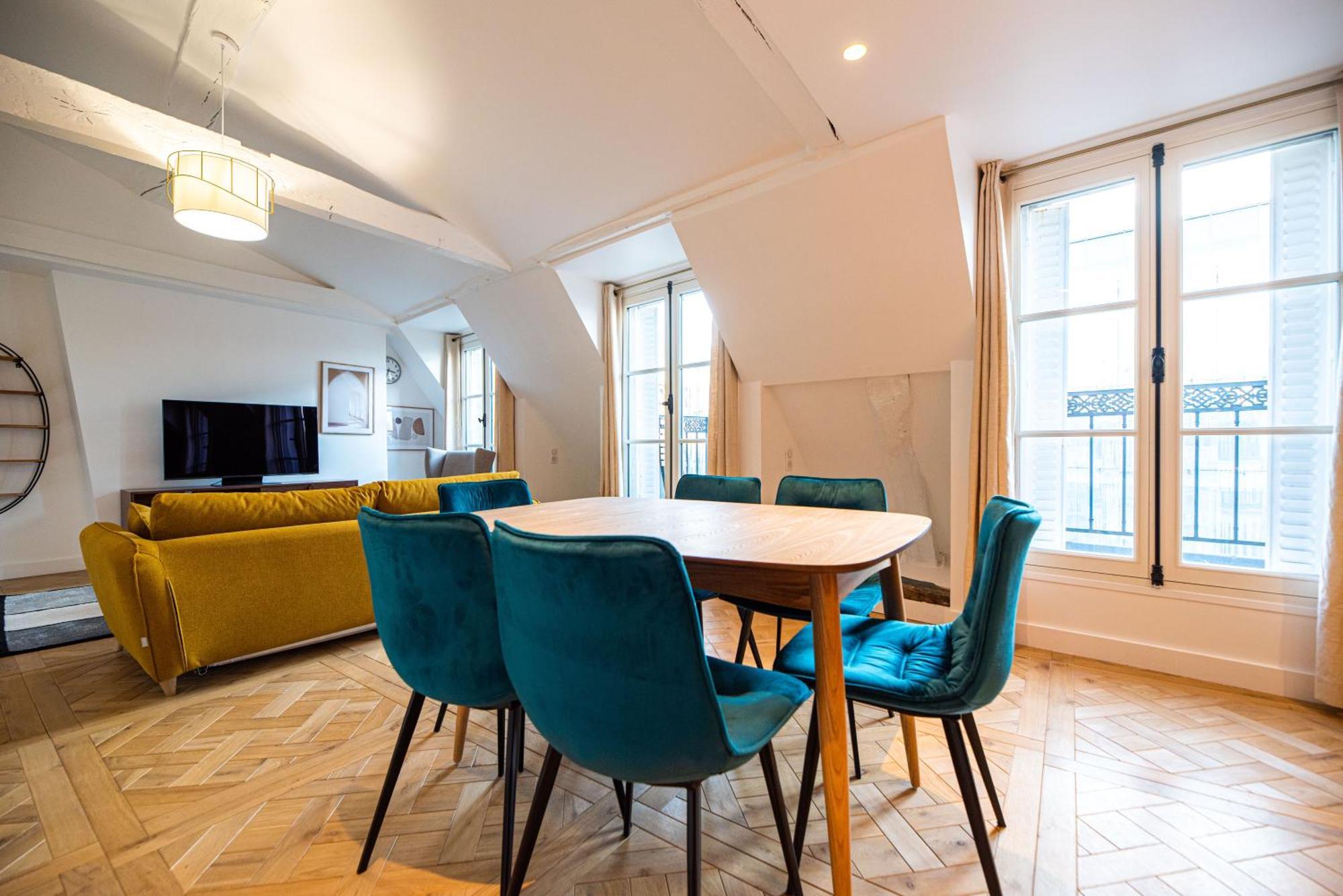 Apartment Cia - Flat In Louvre Museum With Balcony
