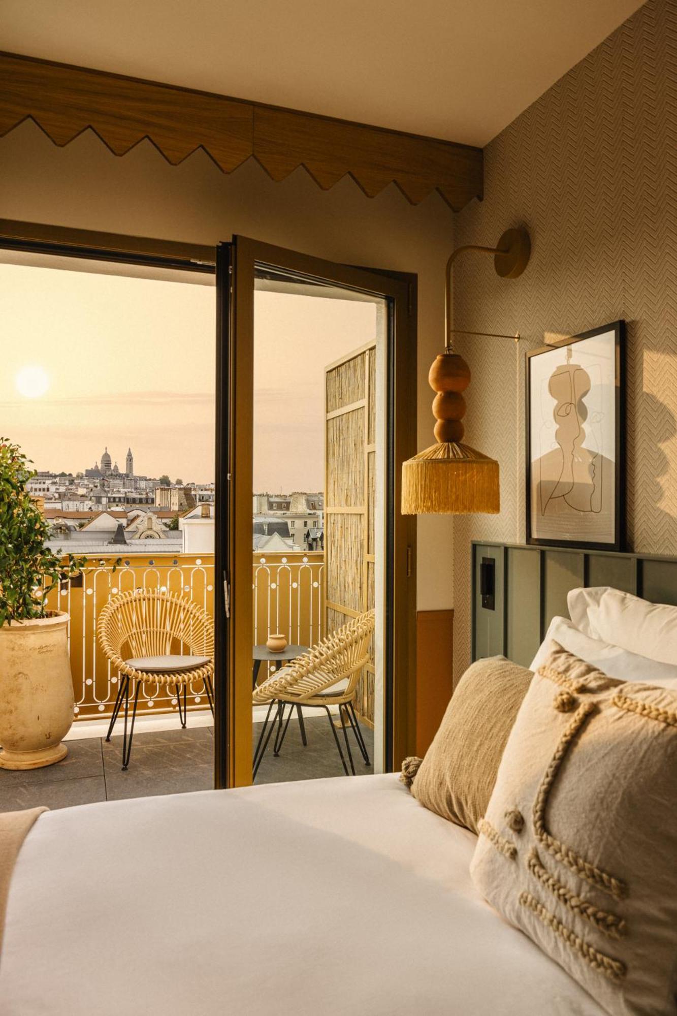 Bloom House & 4* Paris