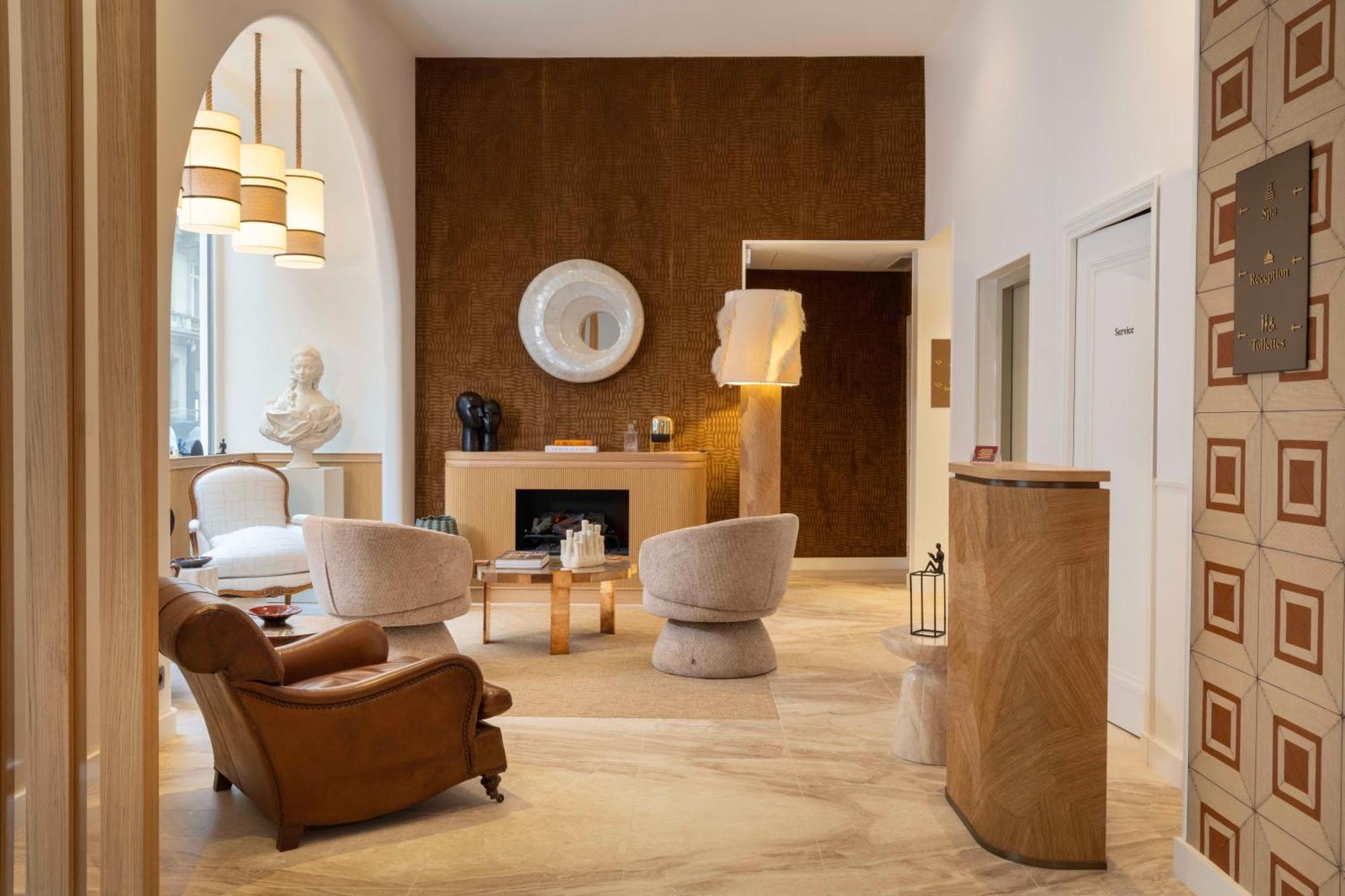 Madame Drouot & - Opera Hotel Parigi
