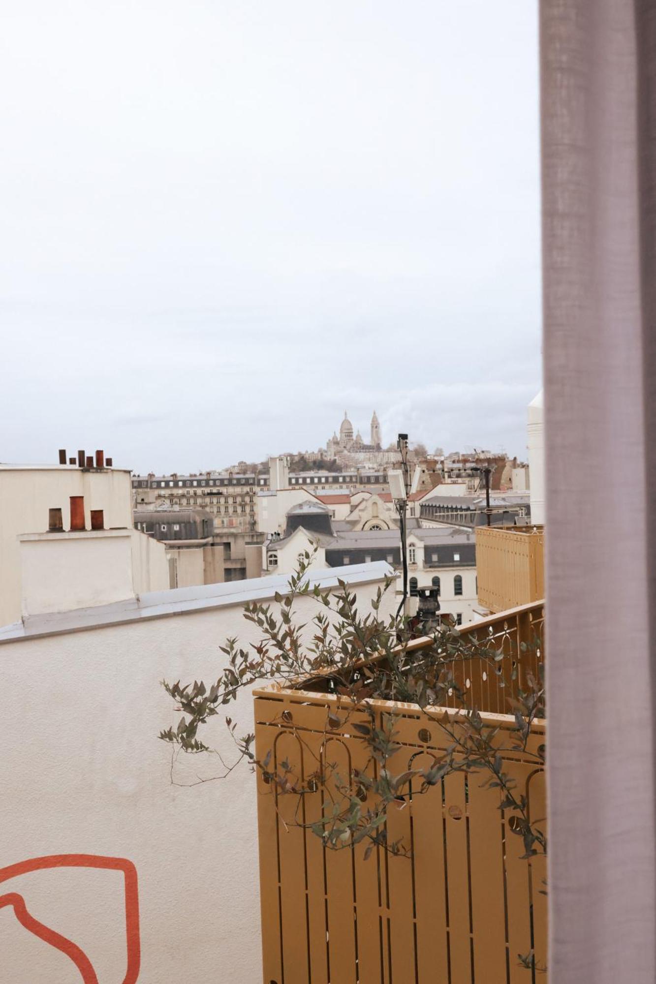 Bloom House & Paris