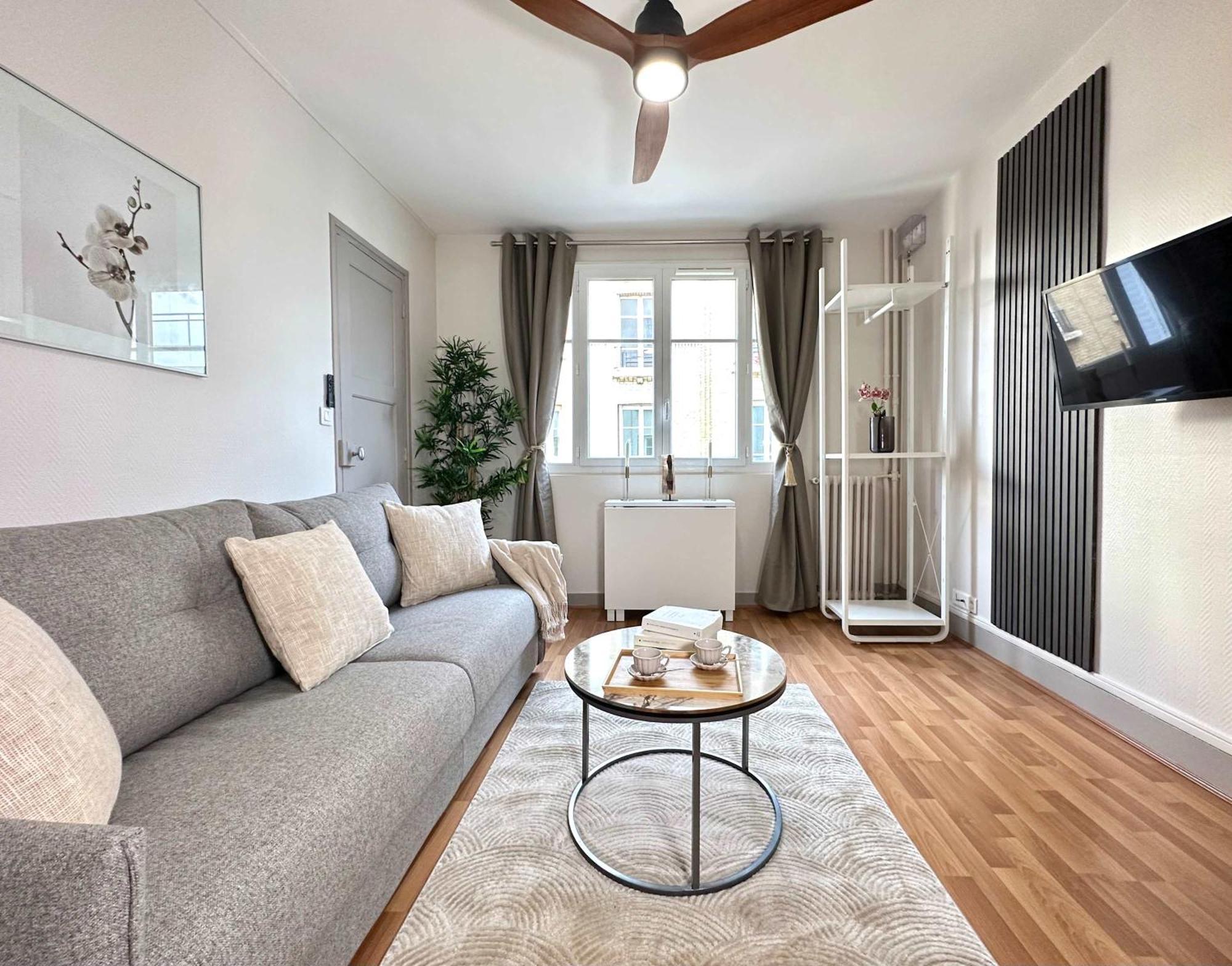 Beautiful Near Parc Des Expositions Appartamento