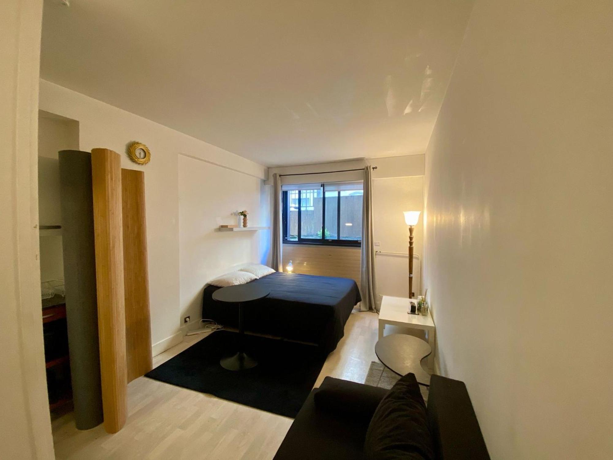 Kennedy Passy Tour Eiffel Apartment Paris