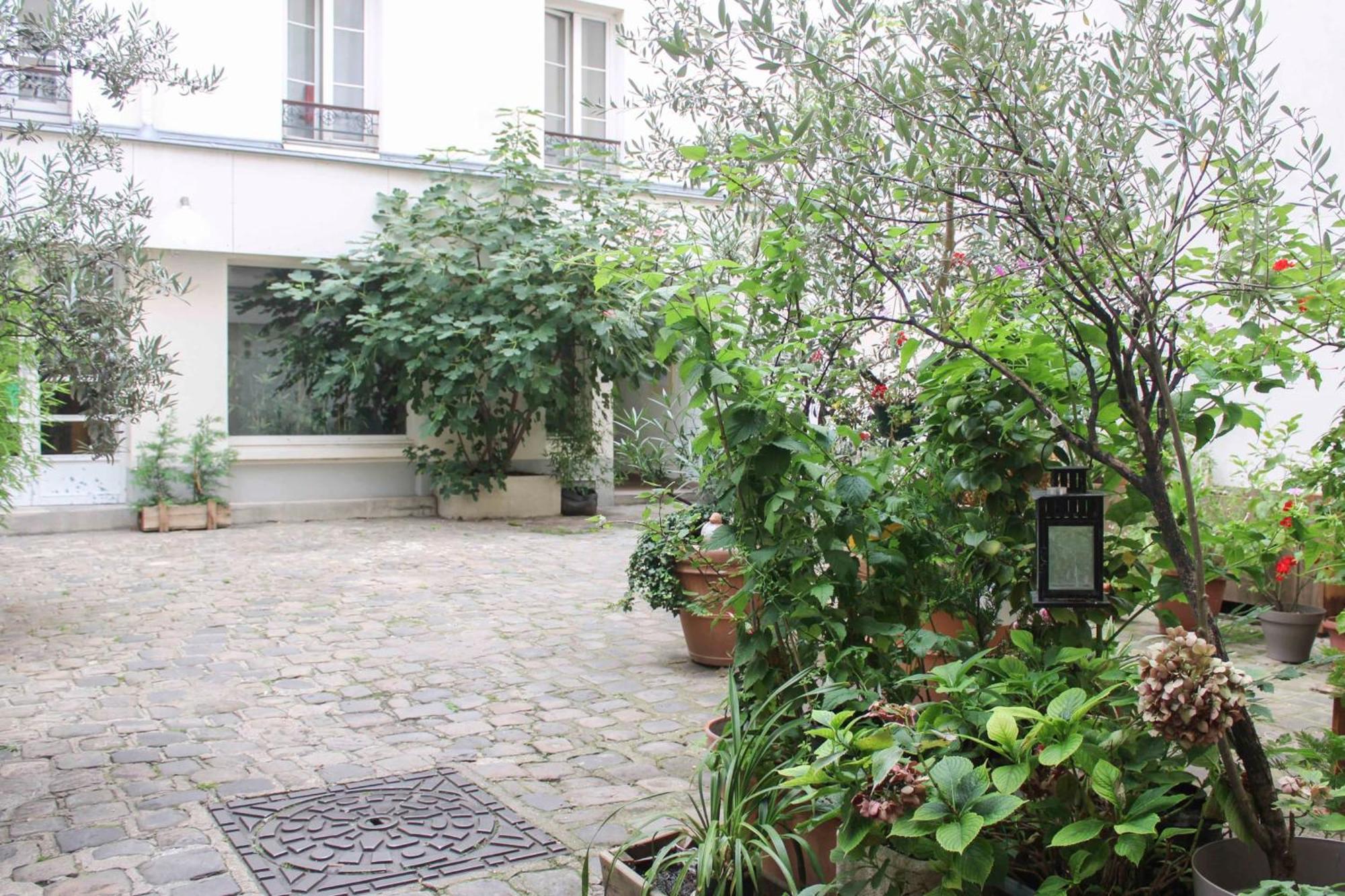 Appartamento Charming In The Heart Of The 18th Parigi