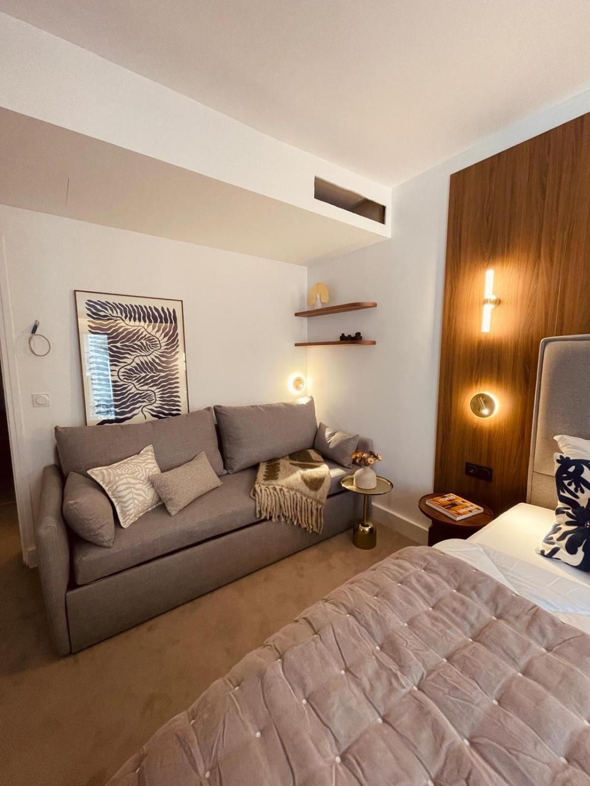 Hotel Card Paris