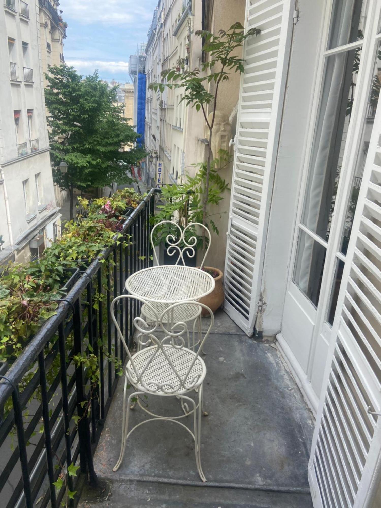 Appartamento Aux Terrasses De La Lune Parigi