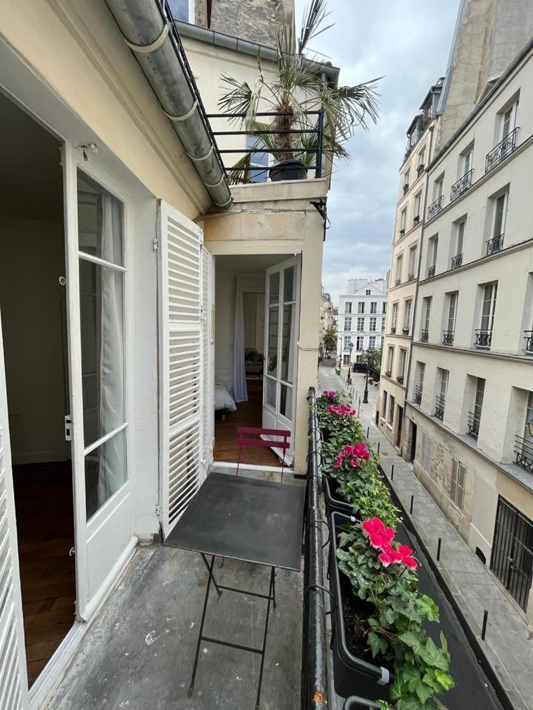 Aux Terrasses De La Lune * Parigi