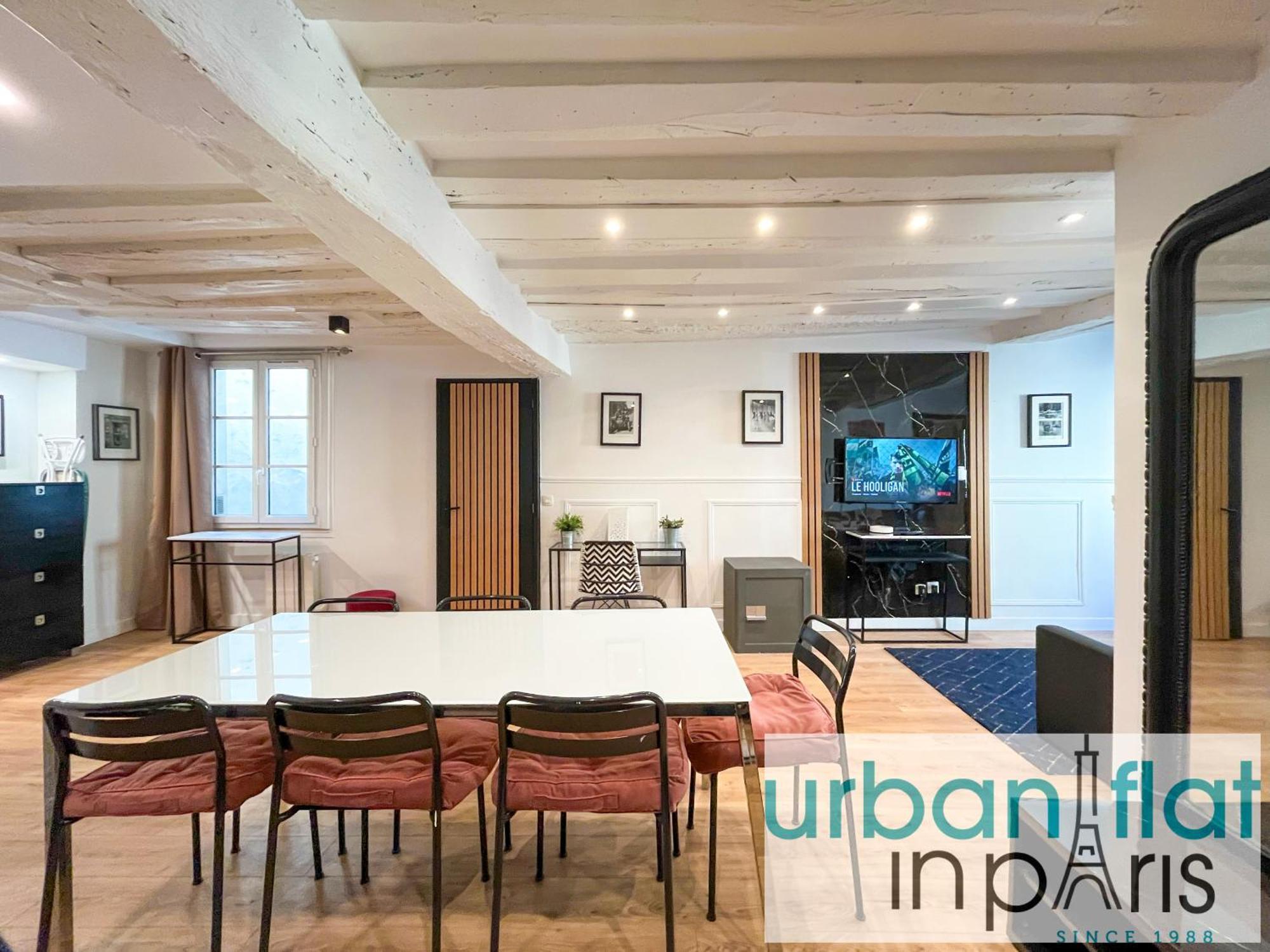100 - Luxury 2 Bedroom - Beaubourg Marais * Parigi