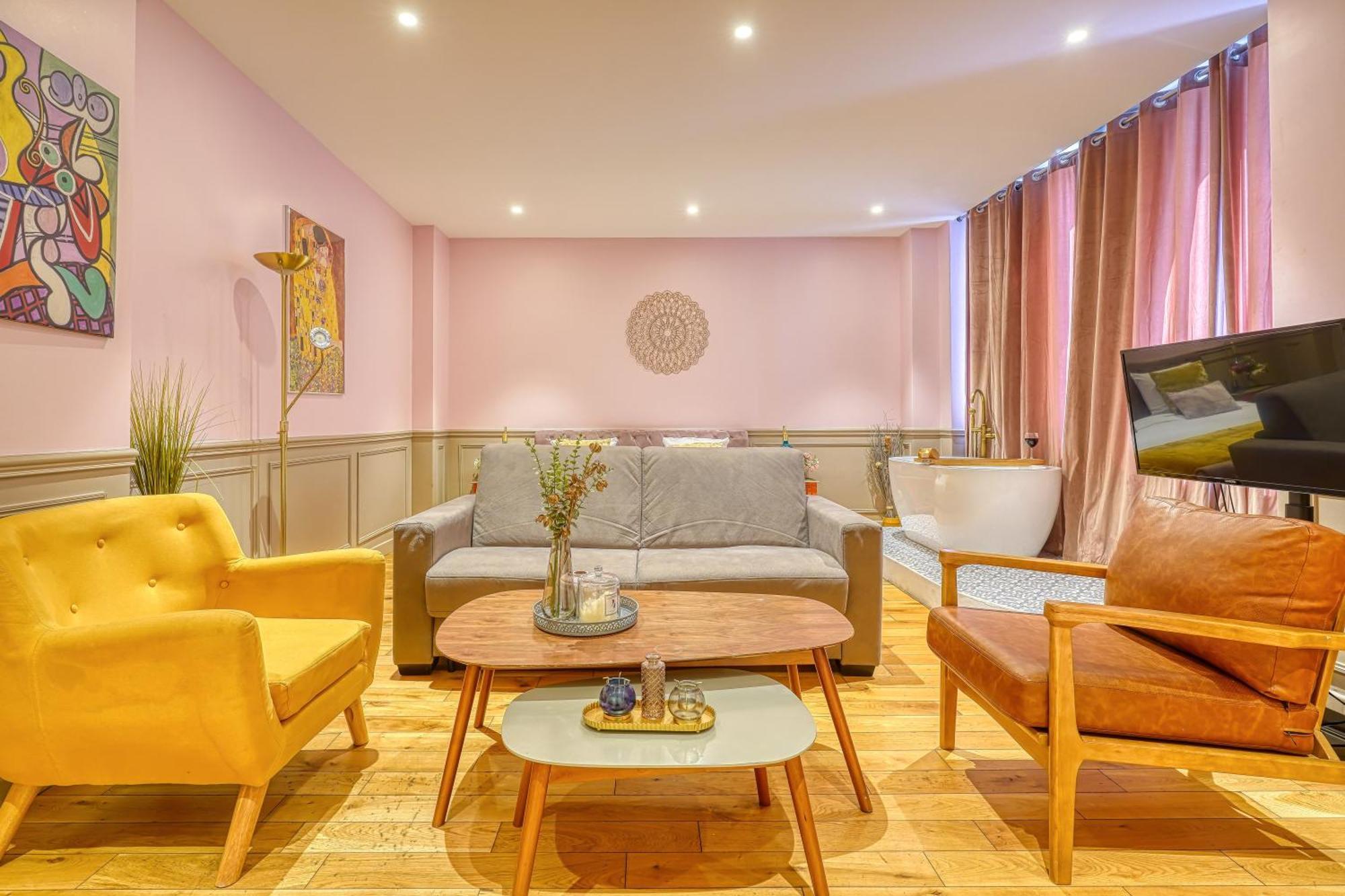 Apartment Luxury Republique