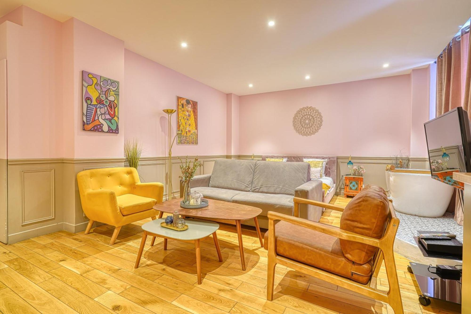 Apartment Luxury Republique