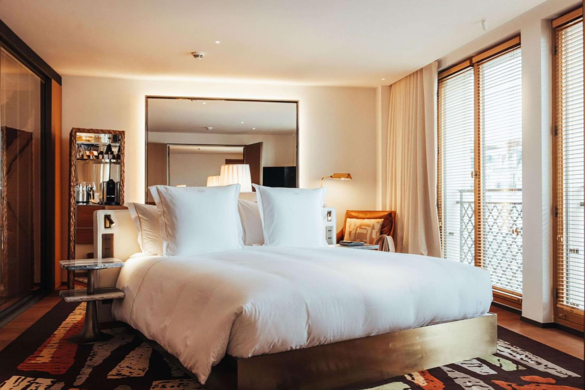 Sax Paris, Lxr & Hotel 5*
