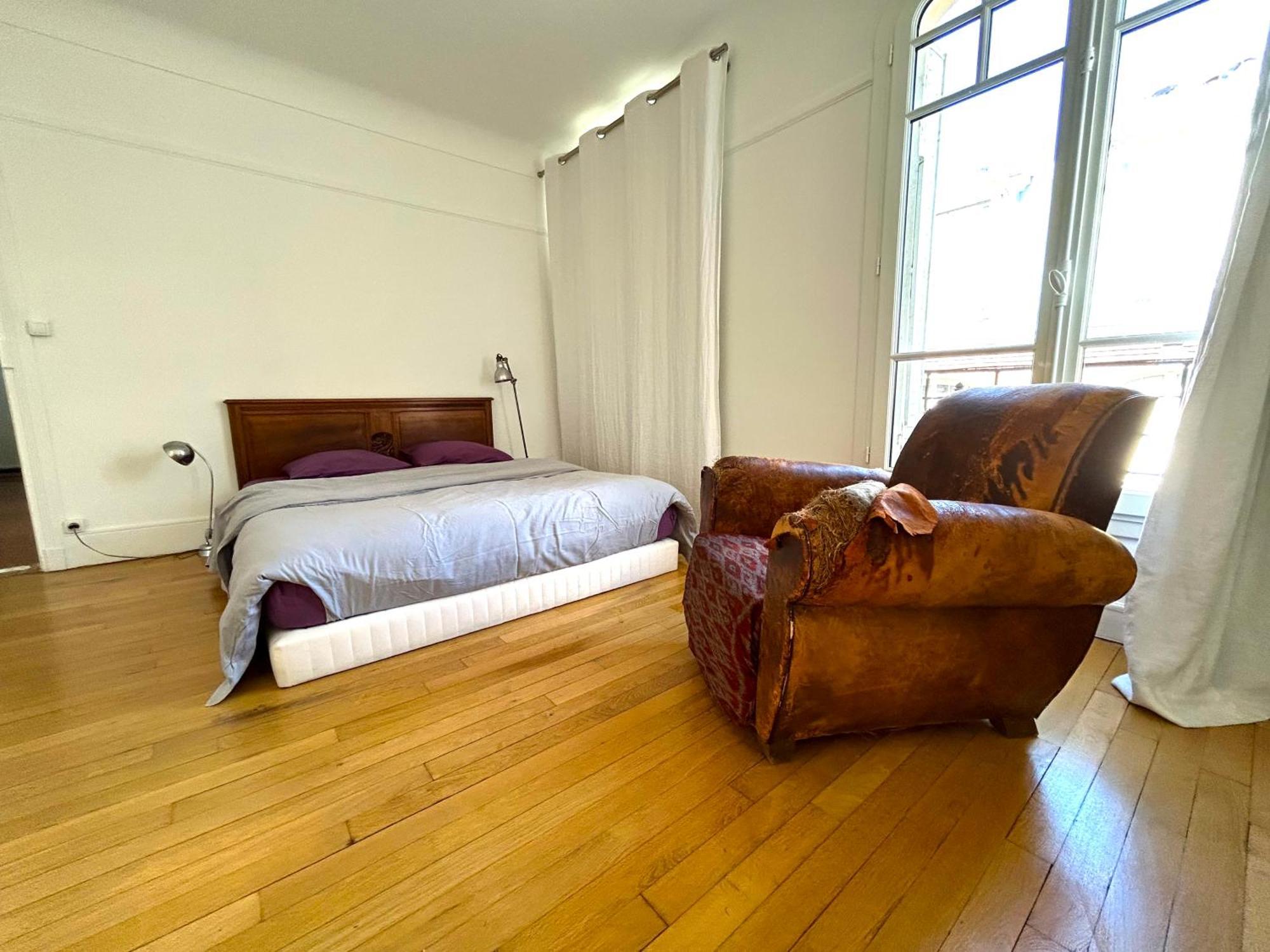 Le Penthouse Guy Moquet Parigi
