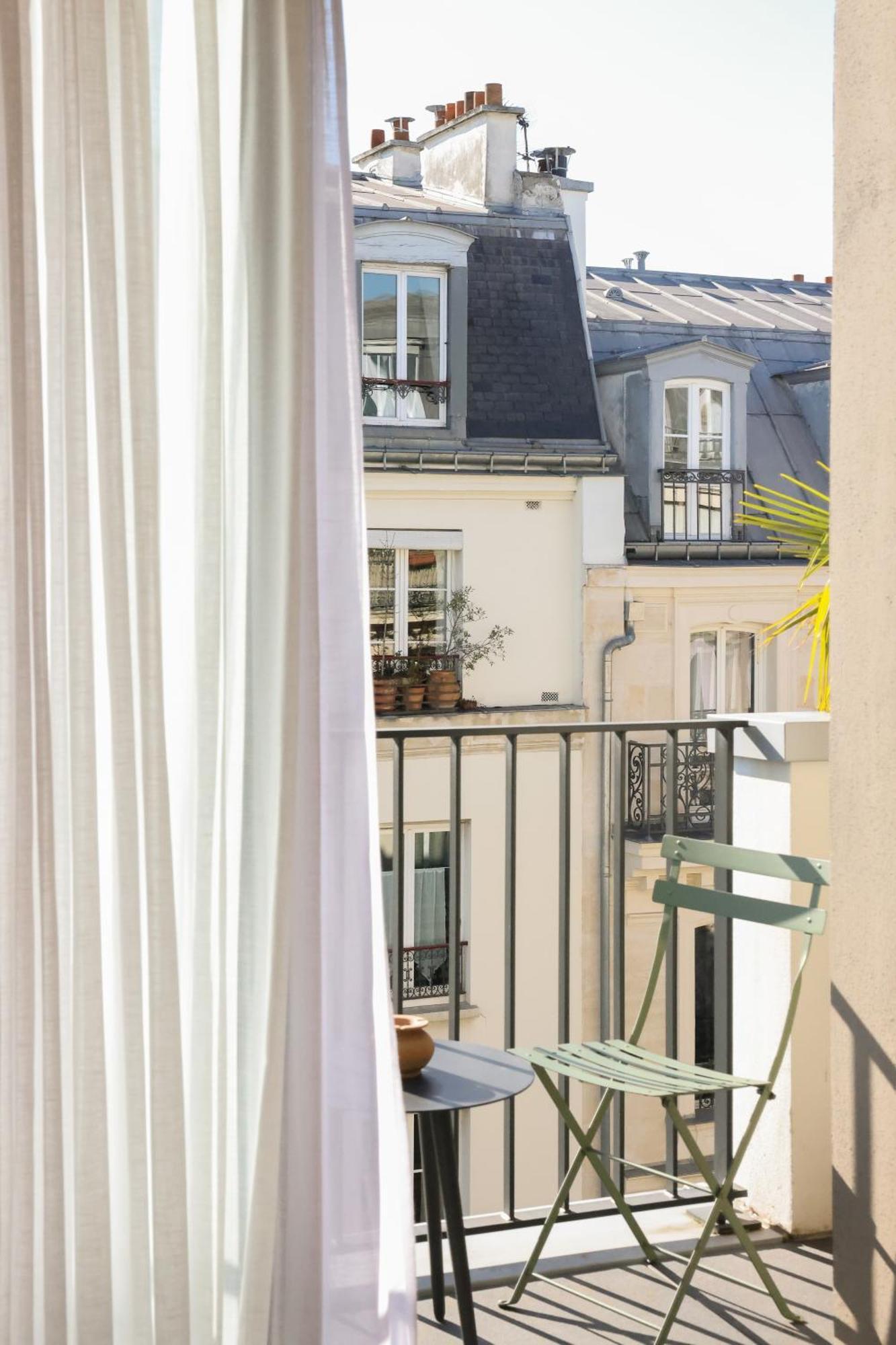 Bloom House & 4* Paris