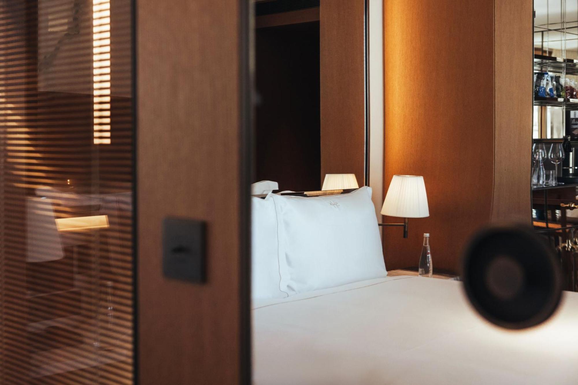 Sax Paris, Lxr & 5* Parigi