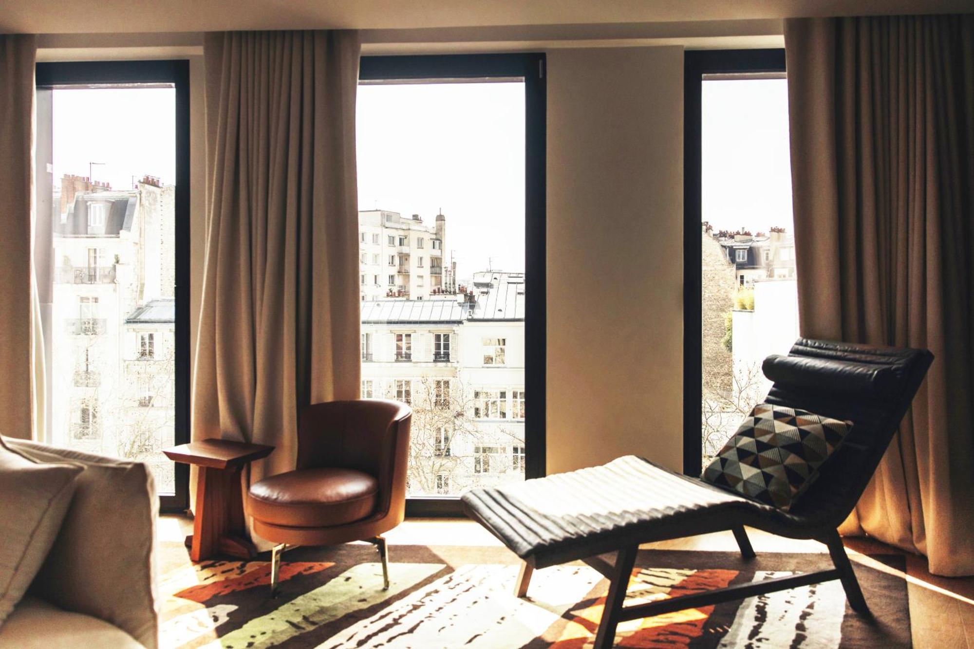 Sax Paris, Lxr & Hotel