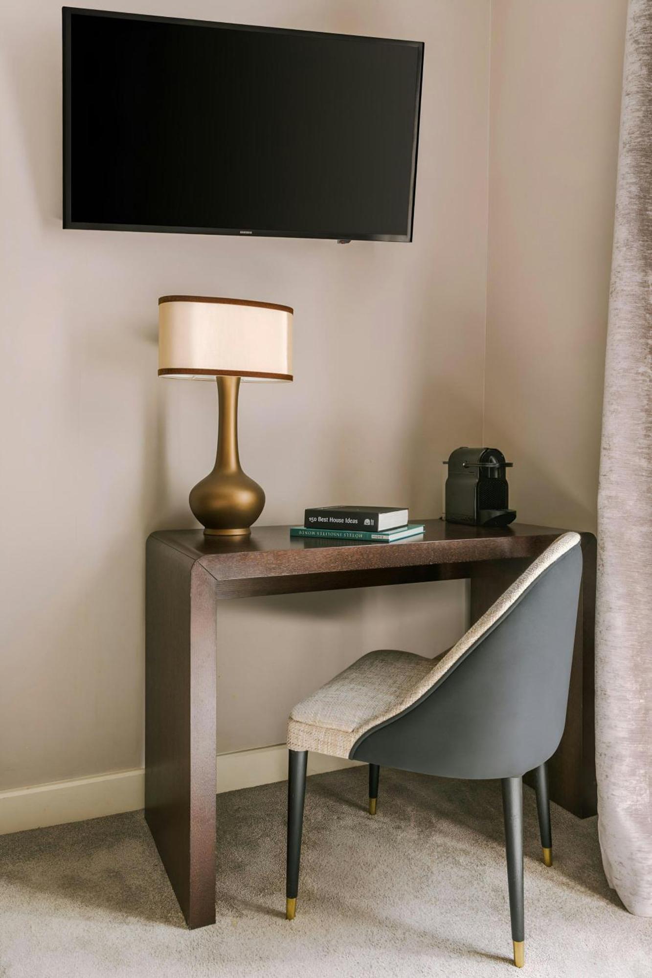 Hotel Le Frochot Pigalle, Sonder By Marriott Bonvoy