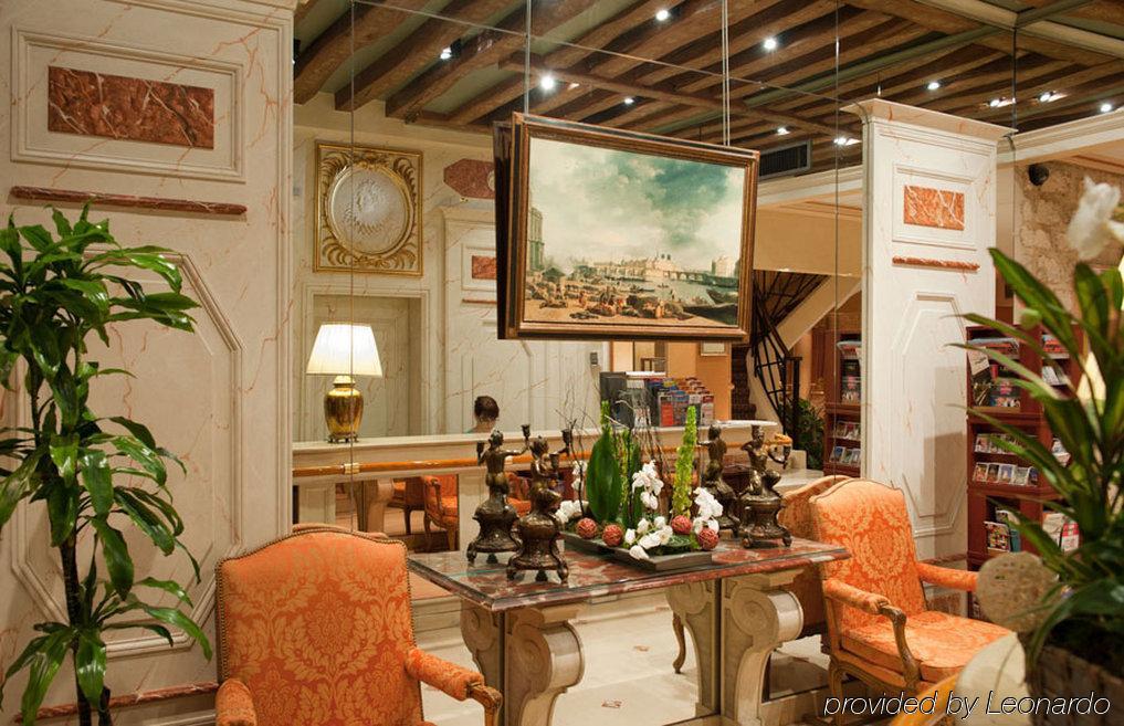Hotel Le Regent Paris