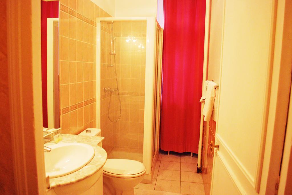 Avenir Jonquière Hotel Parigi