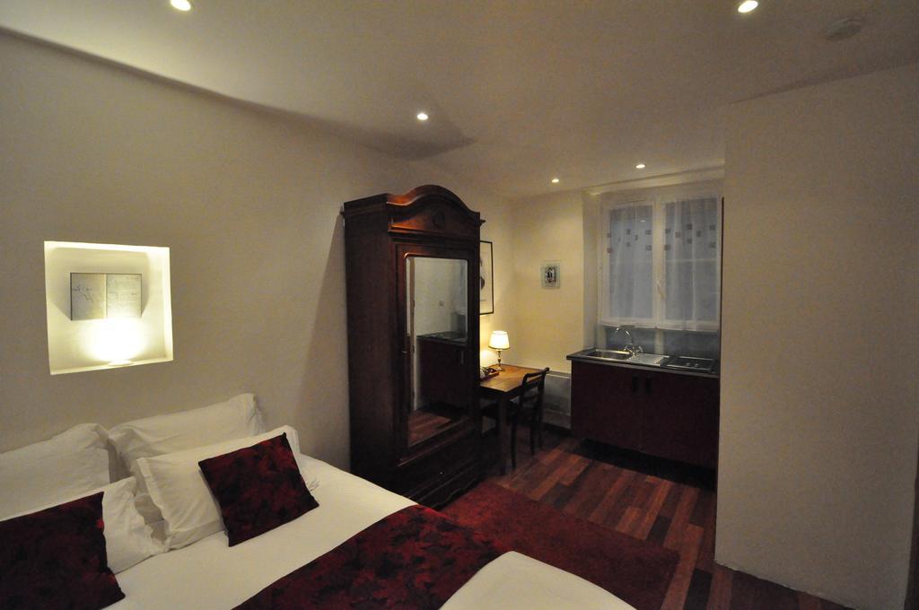 Rimbaud Guest house *