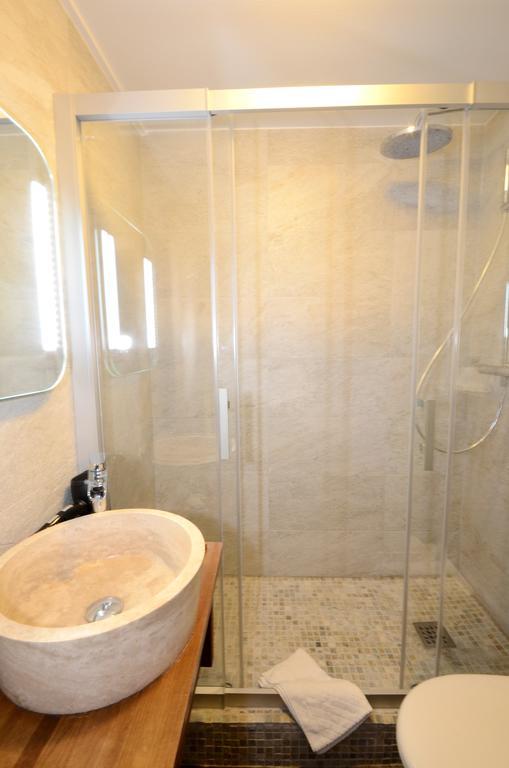 Hotel Confort 13 (adults Only)