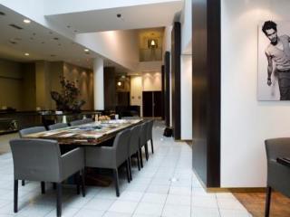 Hotel Est Parigi