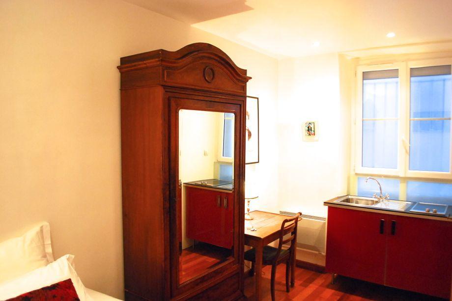 Rimbaud Guest house Paris