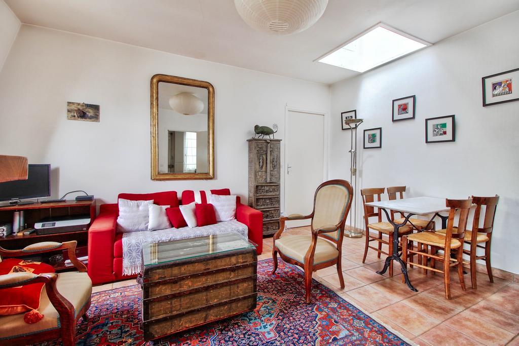 Pierre Semard Apartment Paris