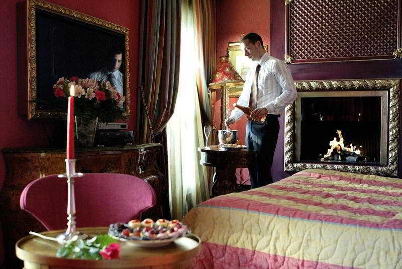 La Royale Hotel Paris