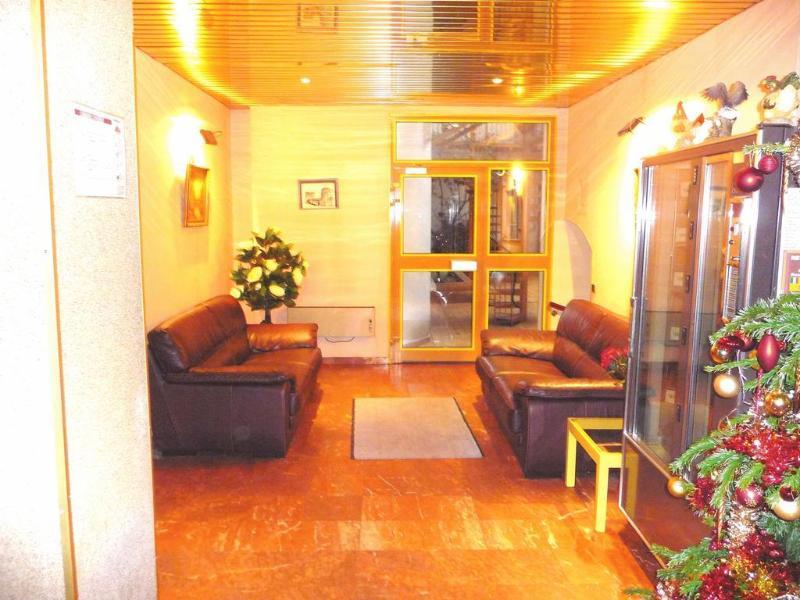 Nouvel 18 Hotel 2*