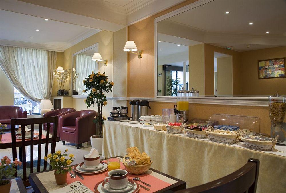 Alyss Saphir Cambronne Eiffel Hotel Parigi
