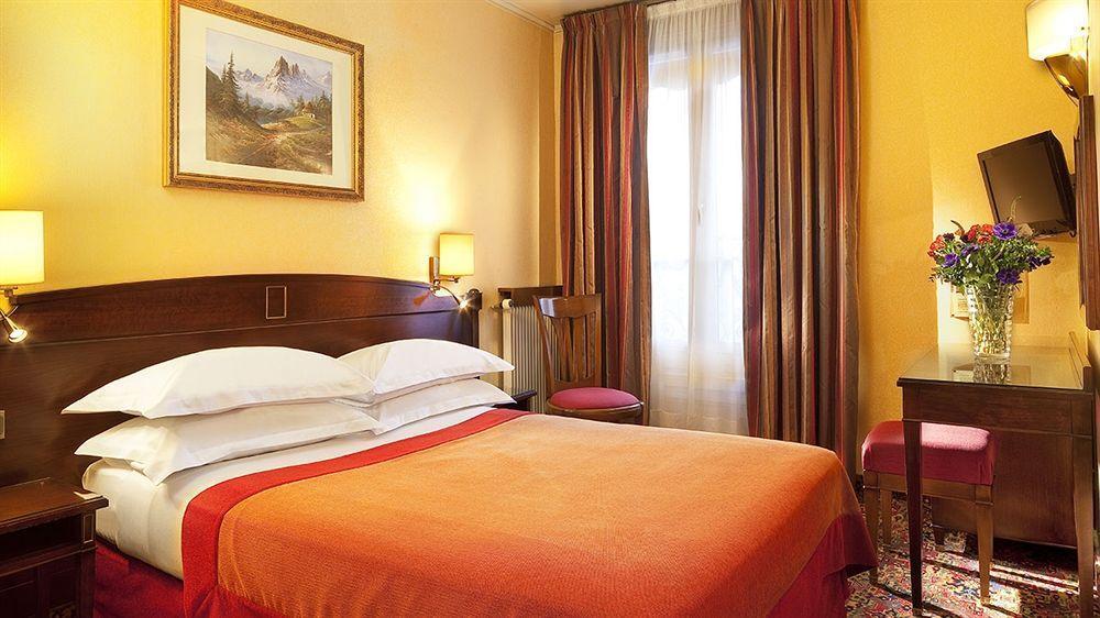 Hotel Paix Republique 3*