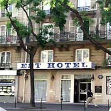 Est Parigi
