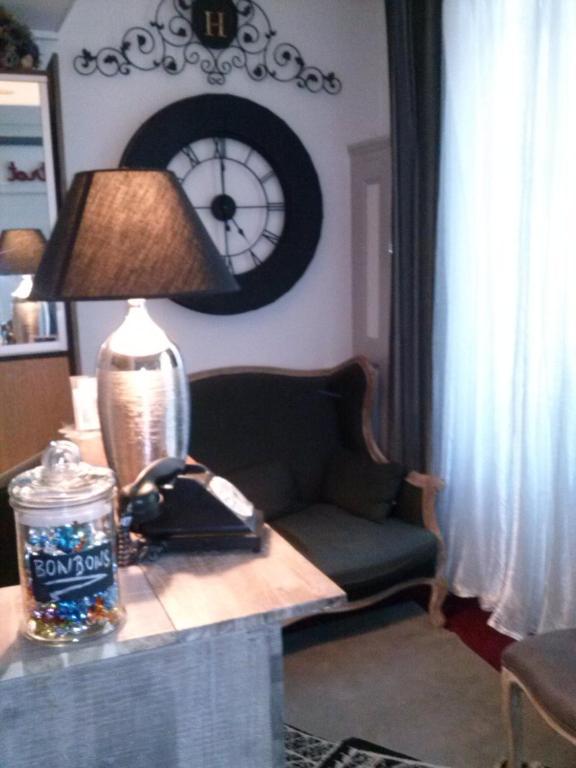 Cosy Monceau 2*
